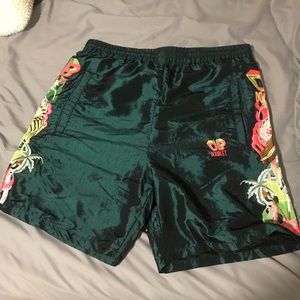 Doublet Chaos Embroidery Shorts size M